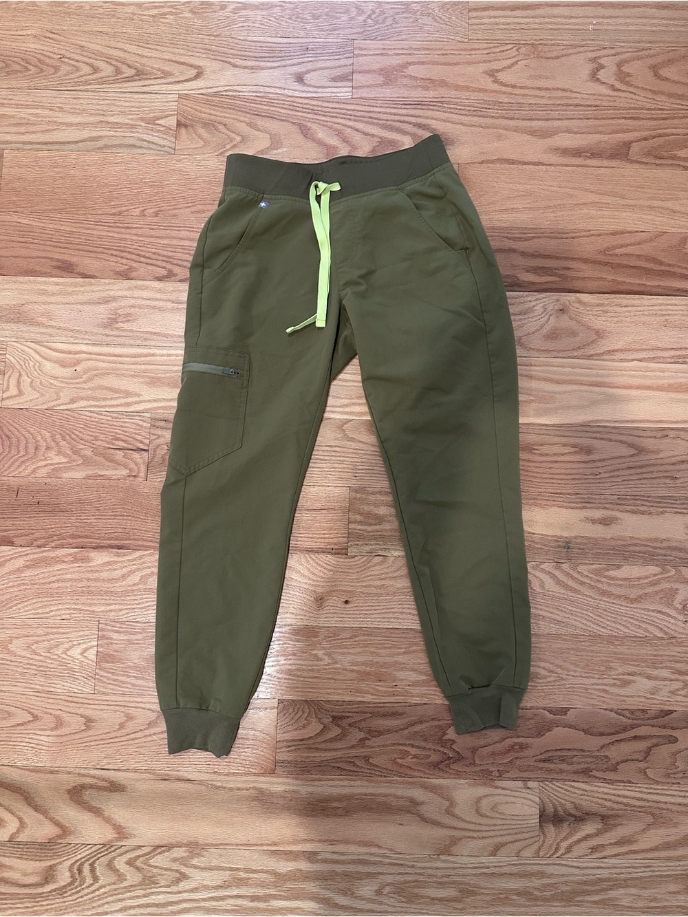 FIGS Zamora Jogger Scrub Pants Martini Green XS/P